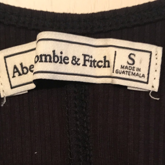 New A&F top - Picture 4 of 4